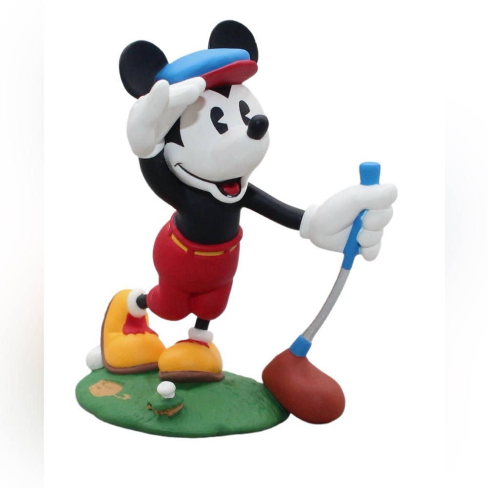 Hallmark Keepsake Ornament “Mickey’s Long Shot”